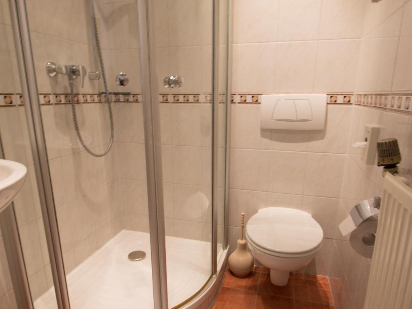 Hotel Zur Post - Burg An Der Mosel Bilik gambar