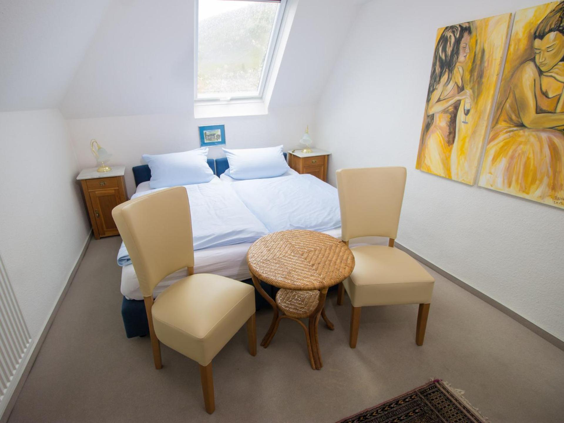 Hotel Zur Post - Burg An Der Mosel Bilik gambar